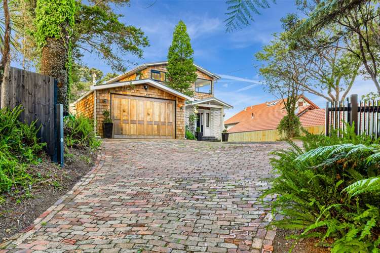 68 Cliff Road Torbay_7