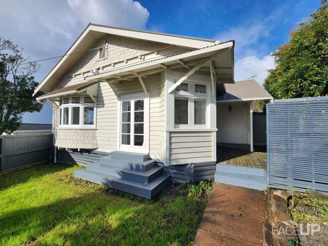 1/194 Waimumu Road Massey_2