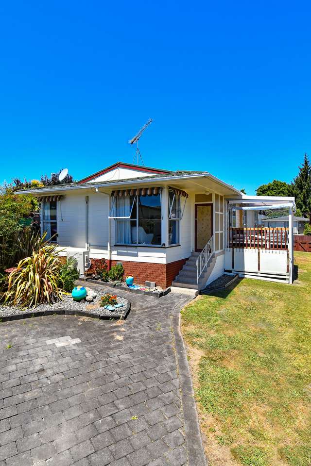 4 Robert Allan Way Pakuranga Heights_4