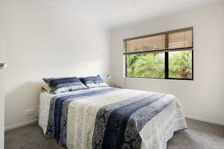 49 Turnberry Drive Wattle Downs_18