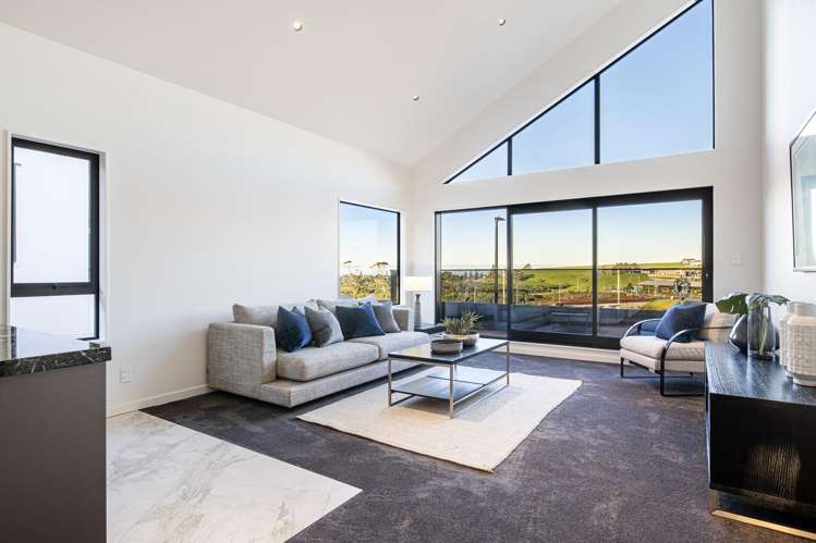 15 Humenga Place Long Bay_15