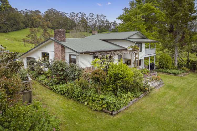 895 Tairua Whitianga Road, SH25_5