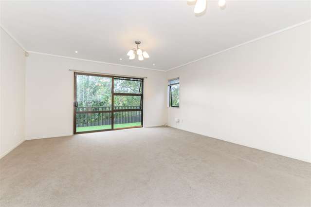 2/38 Leo Street Glen Eden_4