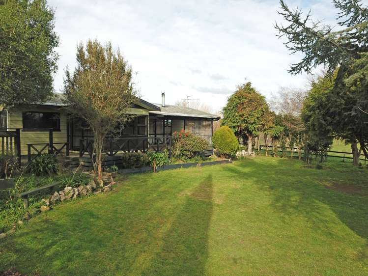 53 Cemetery Road Dannevirke_6