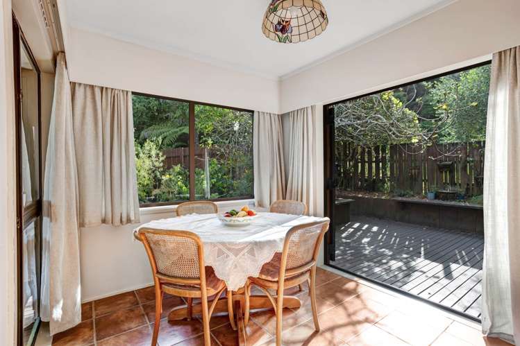 1/30 Ravenwood Drive Forrest Hill_6