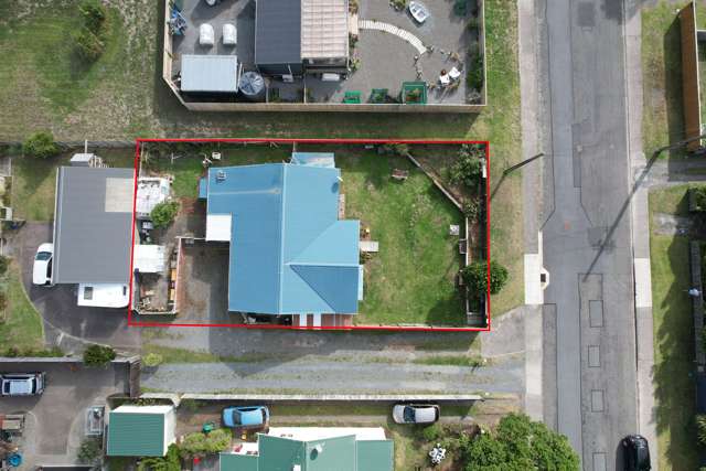 9 Toi Street Otaki Beach_1