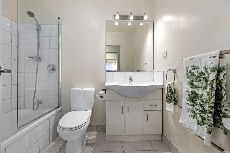 24a Wickham Place Hairini_6