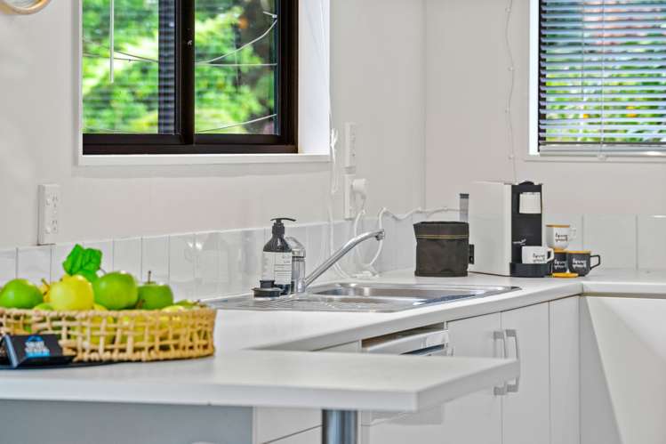 2/19 Seaview Road Glenfield_15