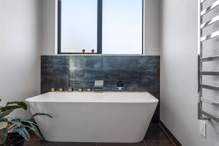 711 Hills Road Marshland_25