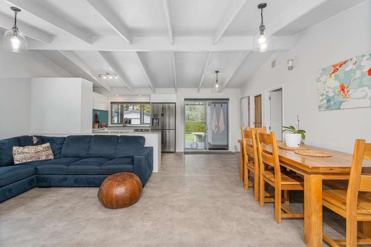 3 Ocean Beach Road Tairua_21