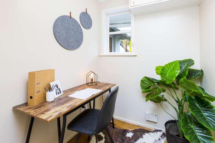 1 Deller Grove Silverstream_14