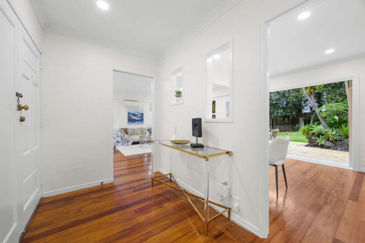 17 Downsview Road Pakuranga Heights_26