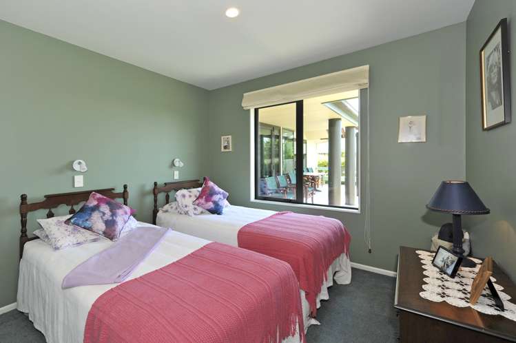 93 Templemore Drive Richmond_12