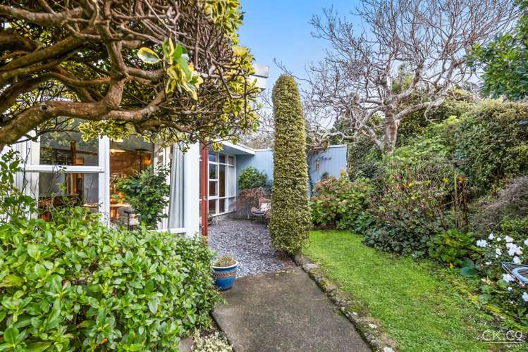 49 Pokohiwi Road Normandale_15