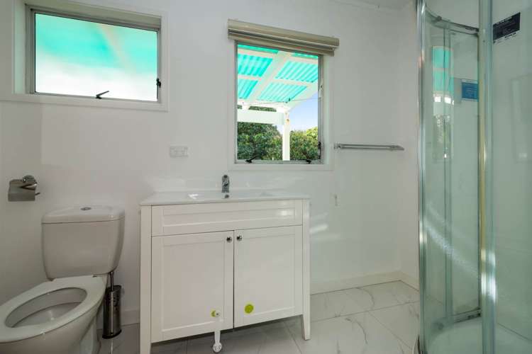 16 Valley Road Northcote_9