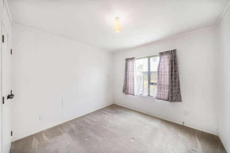 1 Taupo Street Green Bay_8