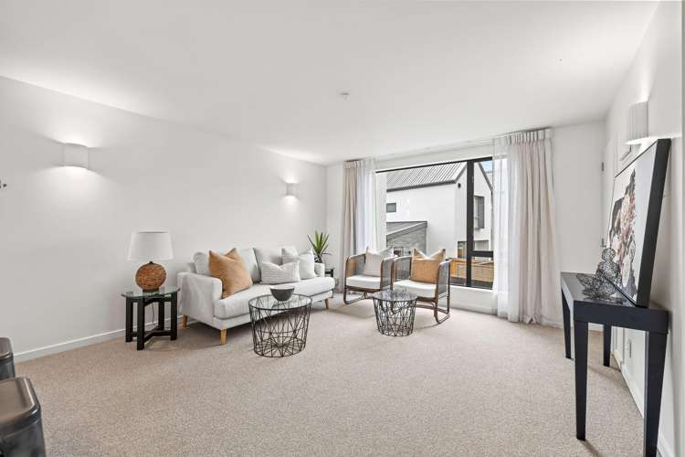 3/75 Andover Street Merivale_6