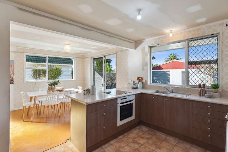 18 Nimmo Avenue West Waikanae_2