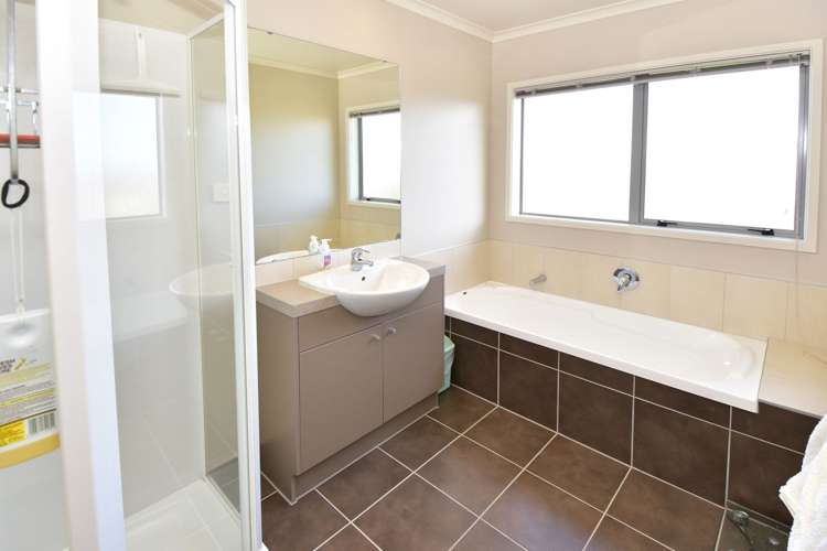 8 Barnacle Rise Red Beach_17