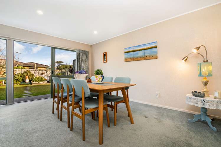 22 Lakeside Drive Orewa_11