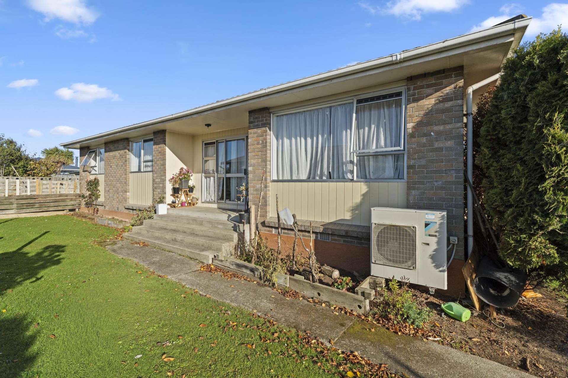 65 Kilmarnock Avenue Strathern_0