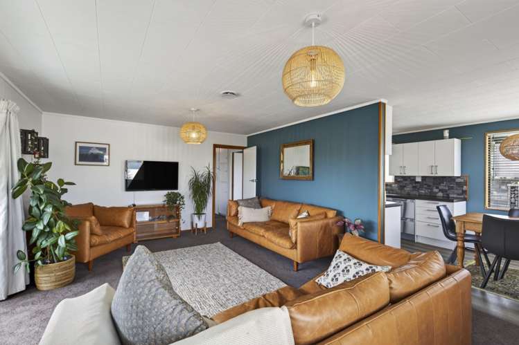 67 Oranga Street Westown_5