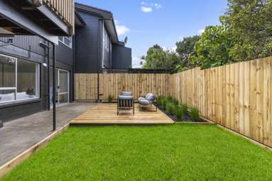 2/108 East Coast Road_2
