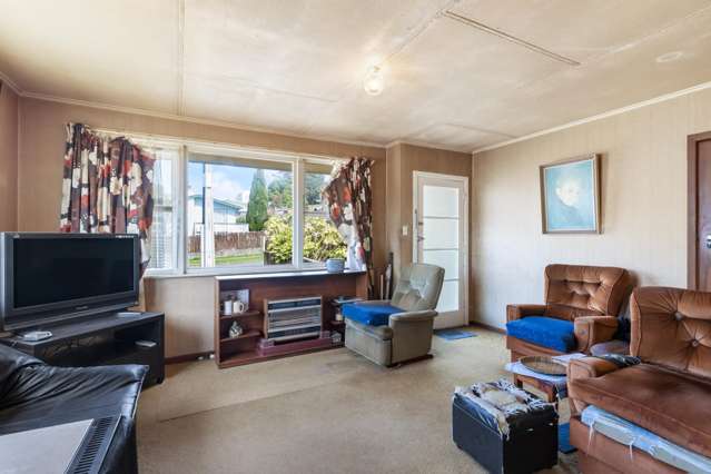 133 Driver Crescent Cannons Creek_2