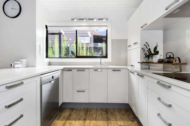 38 Hammond Street Hairini_5