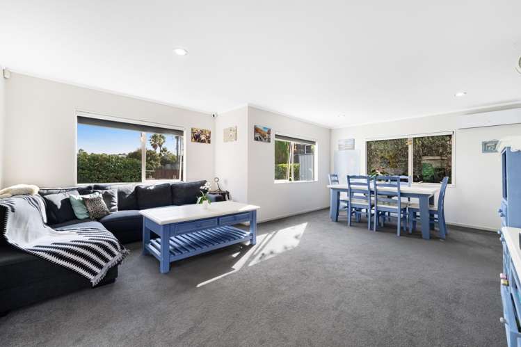 2/17 Daria Place Northpark_6