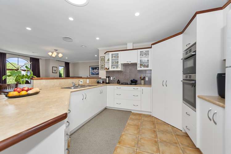 2 Callum Brae Drive Rototuna_5