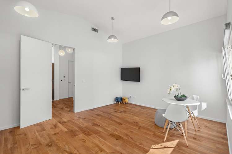 24 Fovant Street Russley_7
