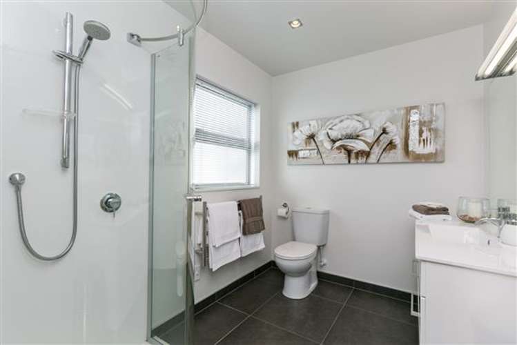 5 Edington Grove Churton Park_12