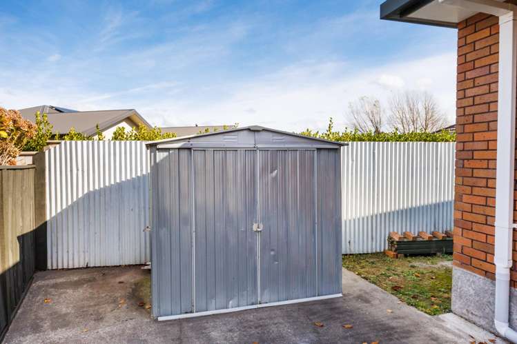 4 Tudor Grove Feilding_34