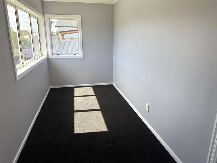 47 Blake Street Blaketown_11