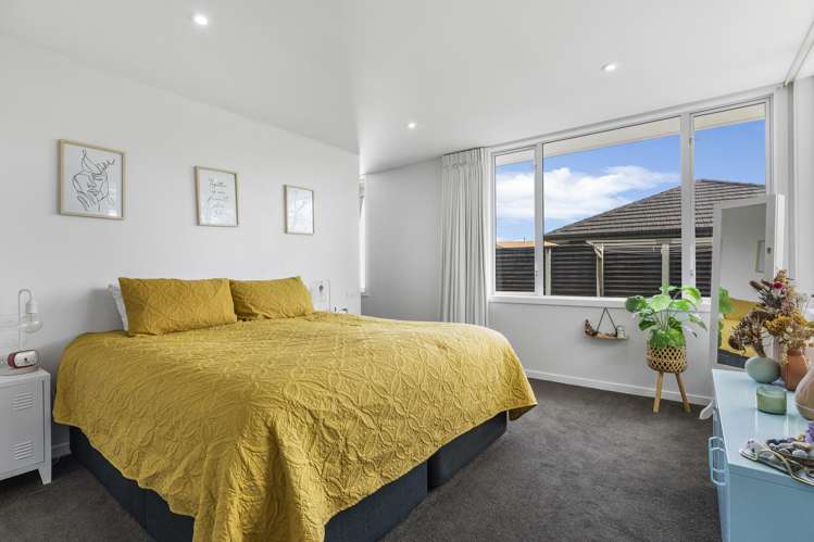 15 Magnolia Rise Waipahihi_13