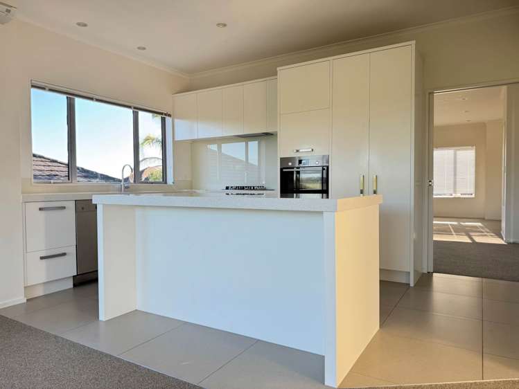 8 Kingfisher Road Silverdale_1