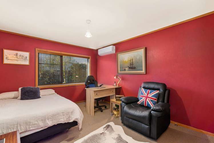 15a Holden Avenue Holdens Bay_9