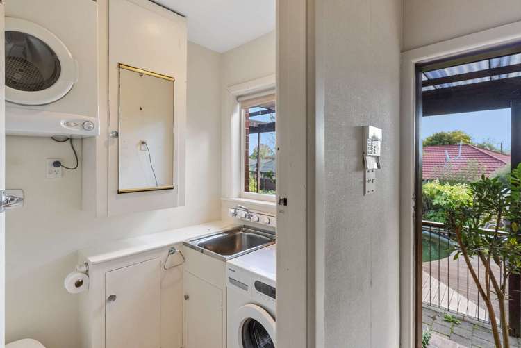 201 Gayhurst Road Dallington_14