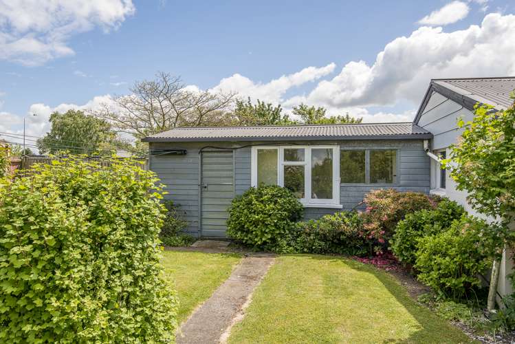 13 Longden Street Darfield_19