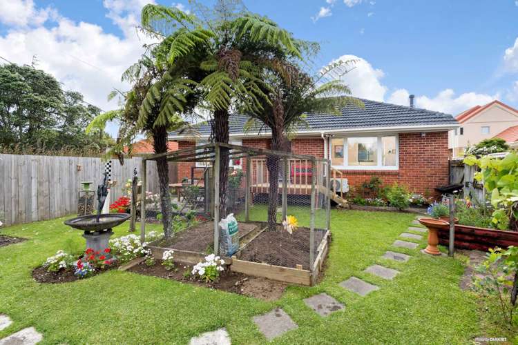 81 Te Atatu Road Te Atatu South_0