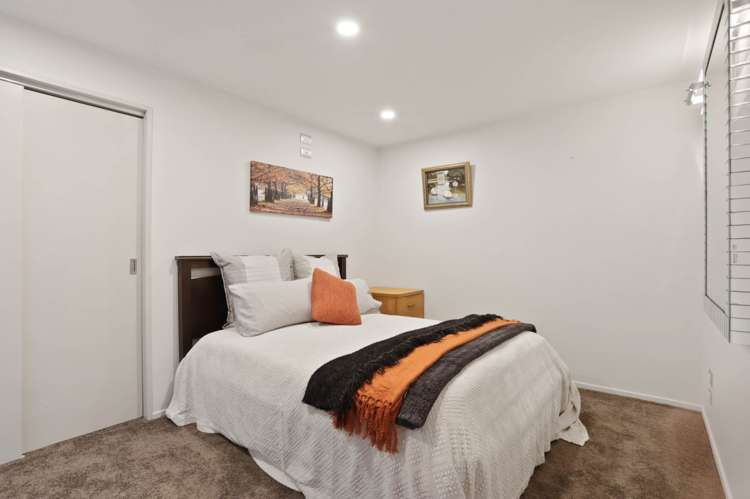 90 The Terrace Herald Island_29