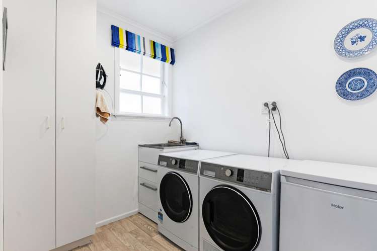 4 Freemans Way Pinehaven_29