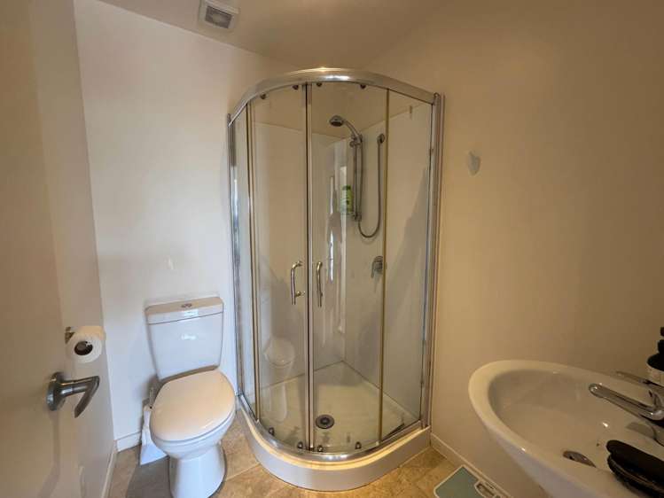 34 Victoria Road South Onetangi_7