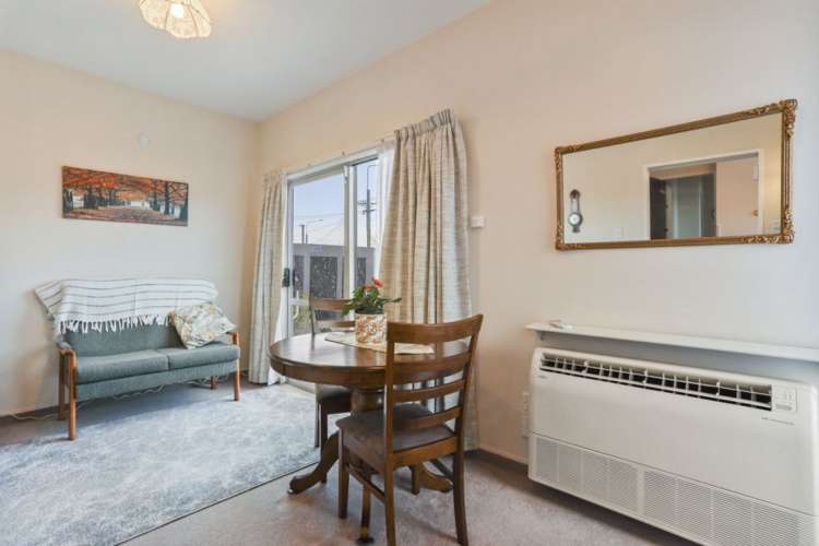 2/23 Lake Terrace Road Burwood_10