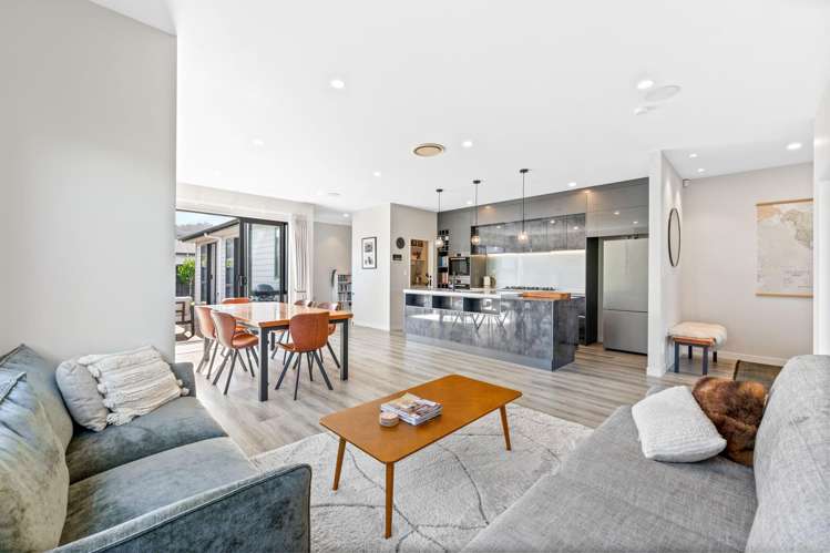 16 Sir Lincoln Drive Kumeu_19