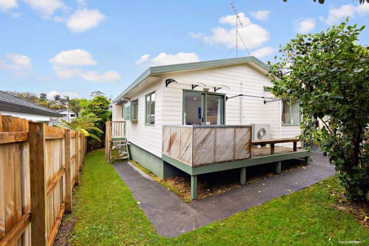 30 Loughanure Place Massey_13