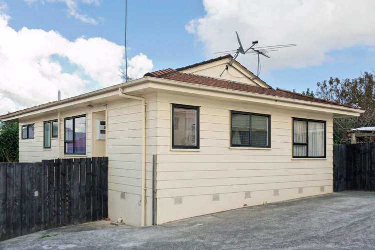 2/6 James Walter Place Mt Wellington_7