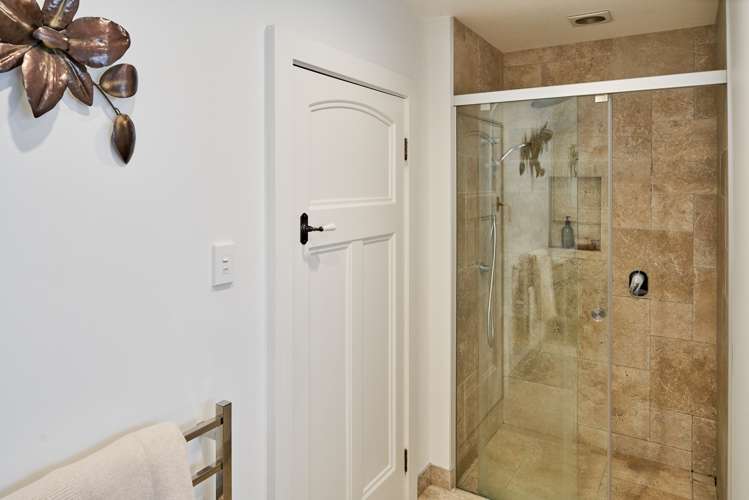 104 Cheviot Road Lowry Bay_24