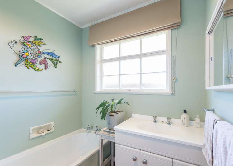 3 Balmoral Place Stoke_18